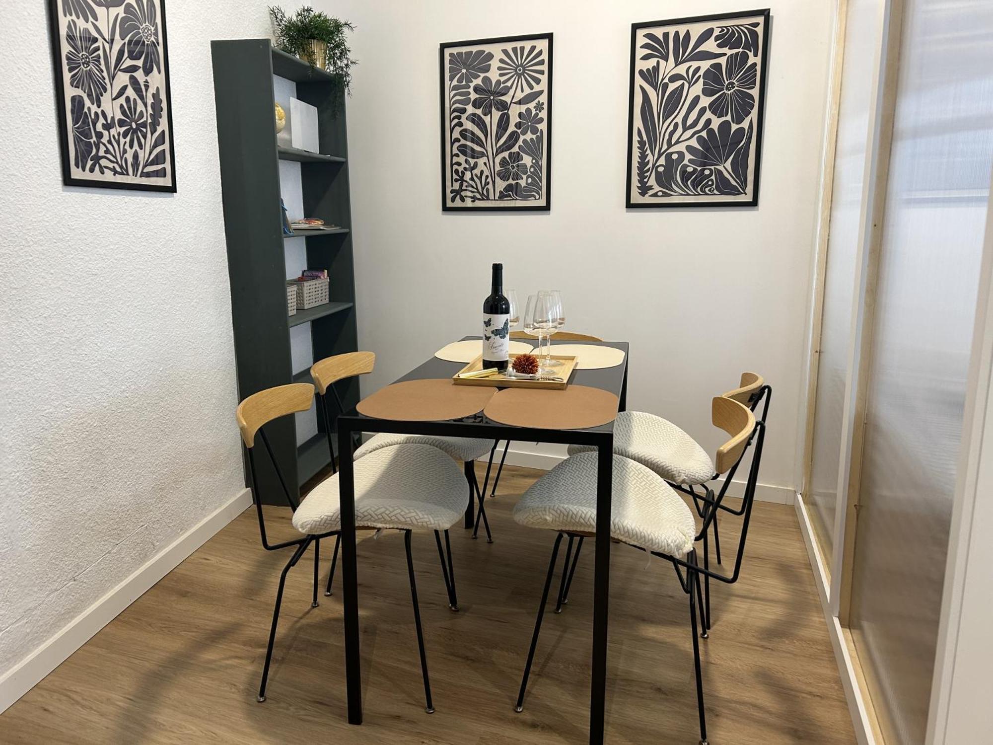 Casa Cedrohistoria Y Confort Con Parking Gratuito Zaragoza Bagian luar foto